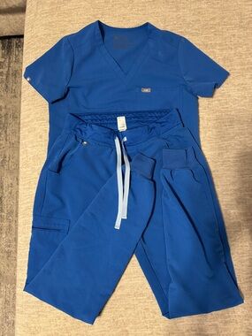 Figs Navy Blue Scrub Top and Jogger Set